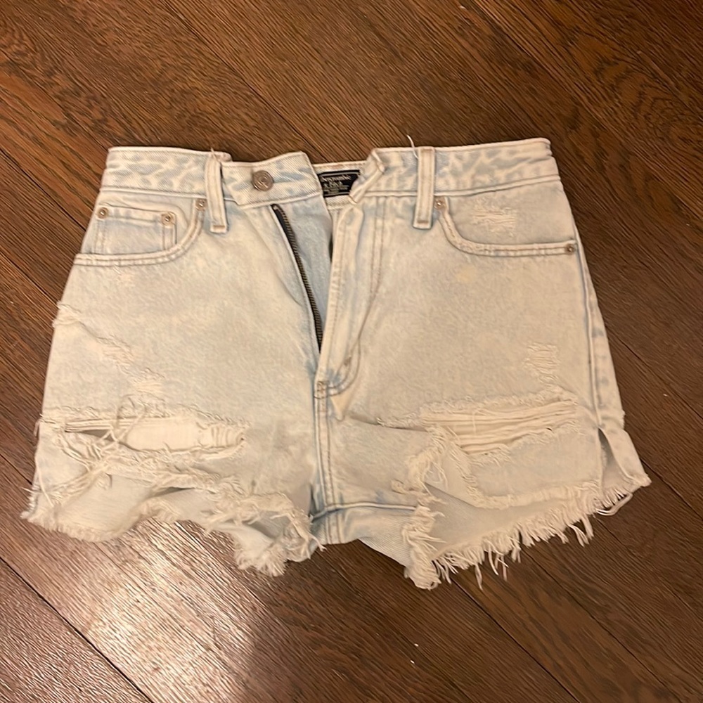 Abercrombie & Fitch Jean shorts